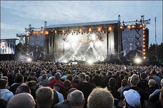 Bei ihrem einzigen Konzert in der dänischen Heimat setzten Volbeat auf Meyer Sounds LEO; Fotos: Nalle Vikström