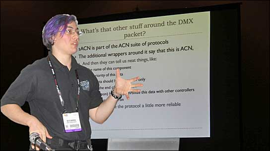 Maya Nigrosh (ETC) präsentiert das sACN-Protokoll
