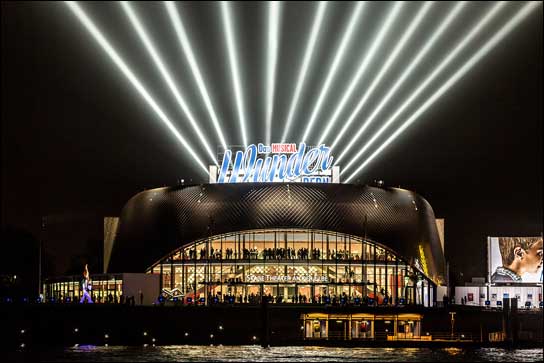 Große Eröffnungsshow am Hamburger Stage Theater; Fotos: aadhoc-media|Thomas Rohwedder im Auftrag von A&O Technology.