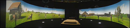 "zug bewegt" Installation mit coolux auf DieReferenz.de