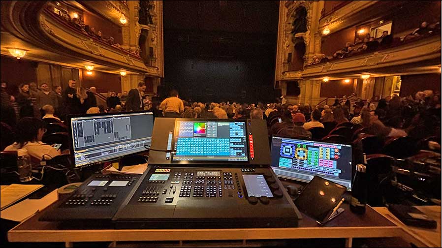 Die Investition in die neuen ETC-Lichtsysteme beschert den Besuchern ein noch intensiveres Theater-Erlebnis (Fotos: ETC)