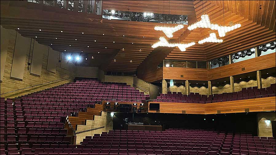 LED-Lichttechnik von ETC taucht das ikonische Theater St. Gallen jetzt in ein neues Licht (Foto: ETC)