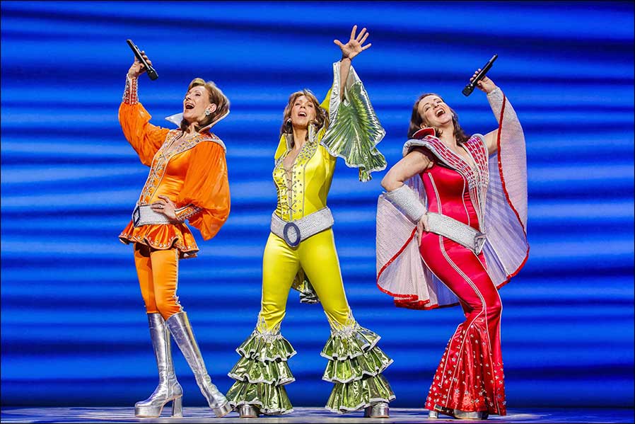 Eines der erfolgreichsten Musicals überhaupt: MAMMA MIA! (Show-Fotos: Stage Entertainment)