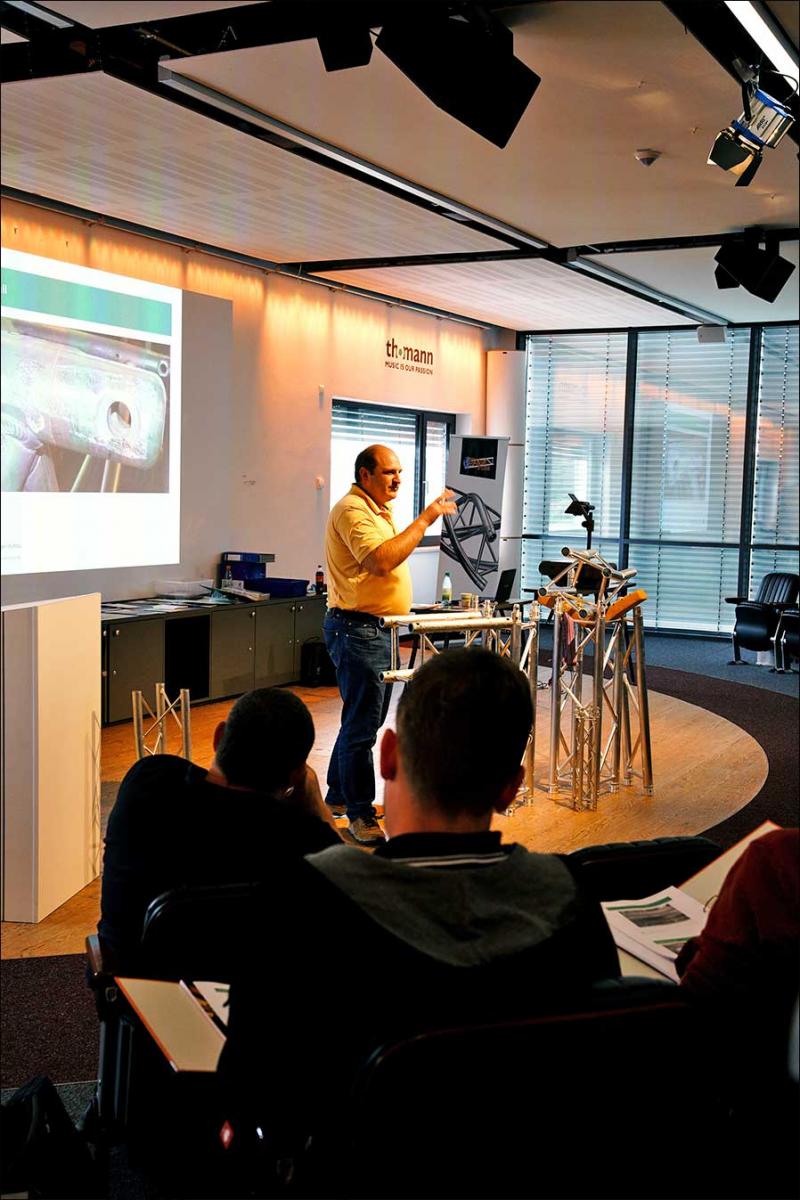 Die Truss Academy zu Gast bei Thomann