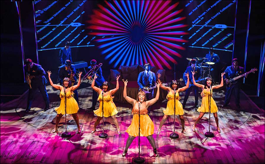 Ruva Ngwenya and Ikettes in "TINA The Musical" (Foto: Daniel Boud)