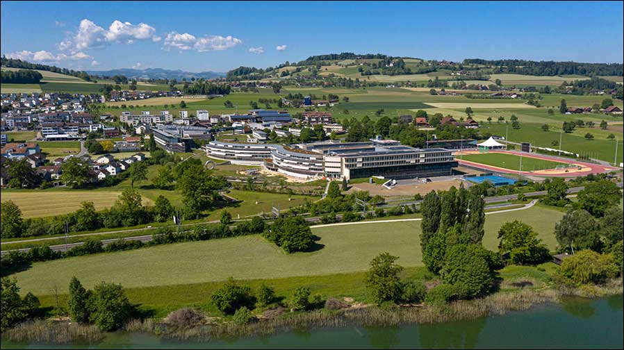 Ein Klinikum mit fast 1.600 Mitarbeitern: SPZ in Nottwil bei Luzern (Fotos: Schweizer Paraplegiker-Stiftung)