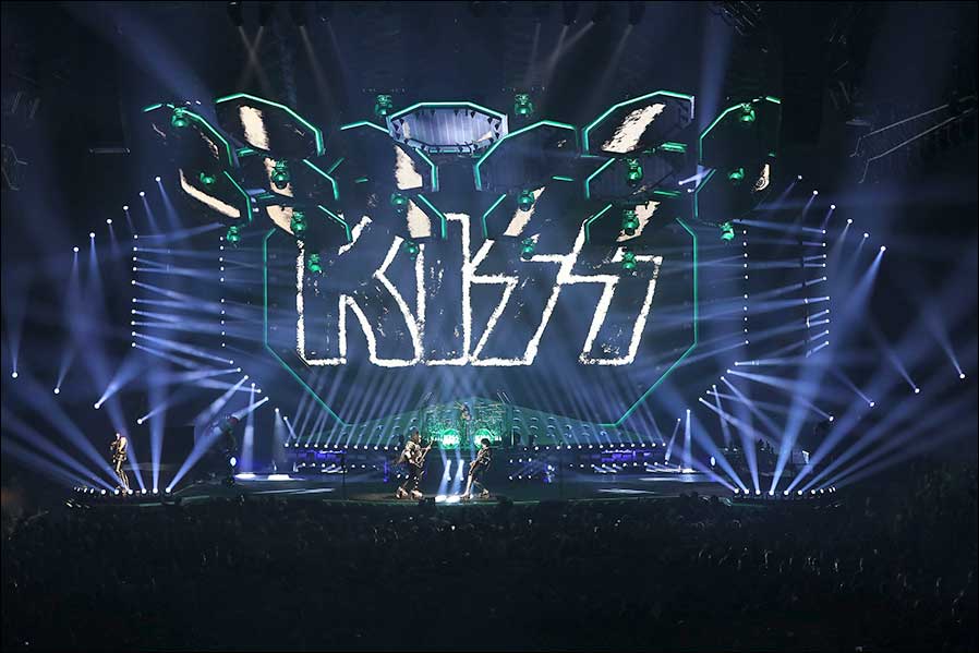 Mit Licht von Elation: KISS auf der "End of the Road"-Welttournee (Fotos: Todd Kaplan)