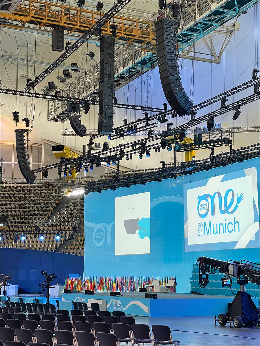 Neustart in der Münchner Olympiahalle mit Meyer Sound (Fotos: KIEKER Technische Eventkonzepte & Produktion)