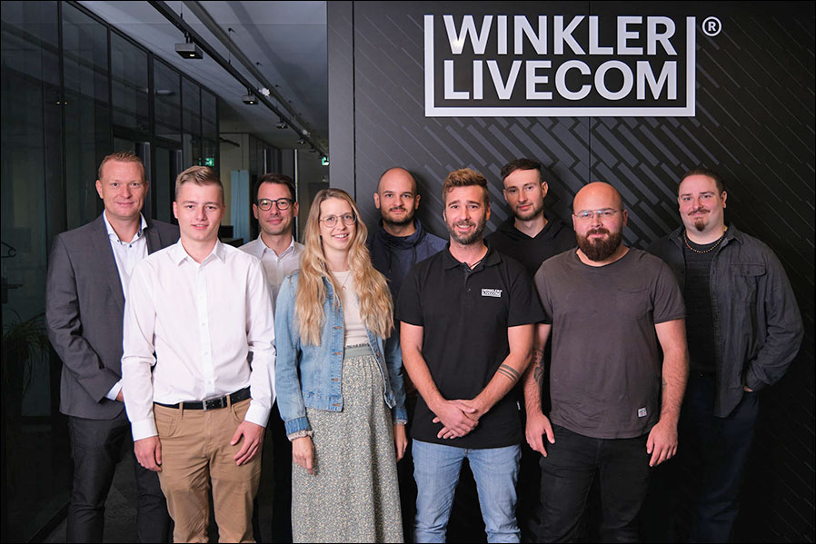 Winkler Livecom in der Zentralschweiz (von links): Lukas Oehen, Tim Schlup, Michal Tkac, Stephanie Röösli, Dominic Bürkler, Simon Burgener, Tim Kohler, Sammy Pleithner, Yves Nellen (Foto: Joel Koch / Winkler Livecom)