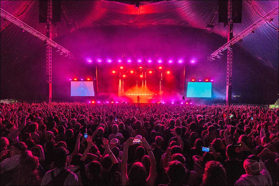 Roskilde 2024: die Arena Stage (Foto: Meyer Sound)