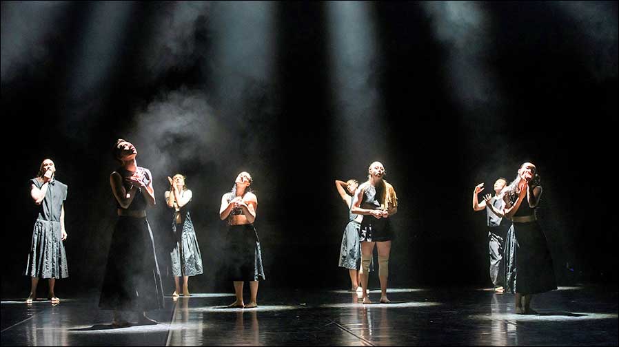 Lichtchef Andreas Enzler über das Licht-Upgrade: „Wir wollten keine Kompromisse eingehen“ (Foto: Bettina Stöß/Theater St. Gallen)