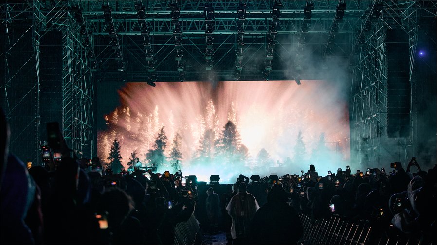 Viel Licht von GLP: CLOUT Festival 2026 in Warschau (Fotos: ARAM)