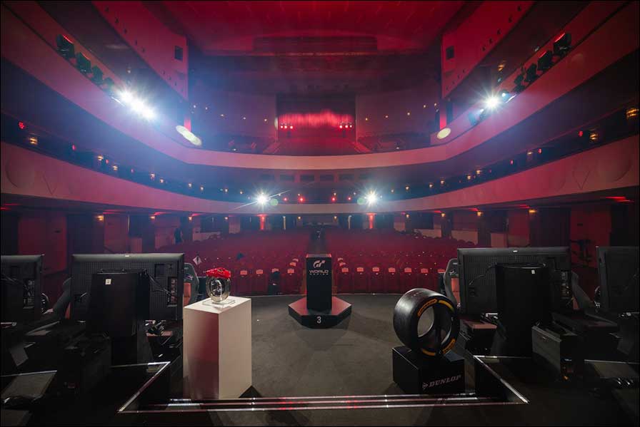 ELATION Paragon sorgen für präzises Keylight bei der Gran Turismo World (Foto: Julian Siewertsen)
