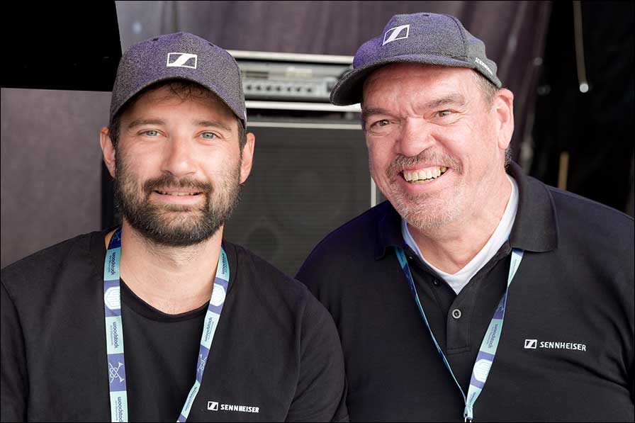 Unterstützten vor Ort: Florian Fuchs und Volker Schmitt von Sennheiser (Foto: Sennheiser)