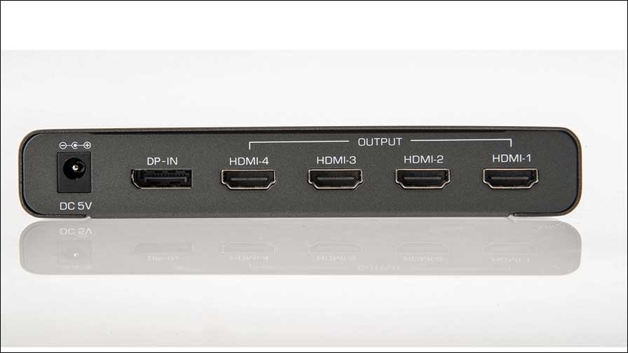 Der Hub besitzt vier HDMI-Outputs.