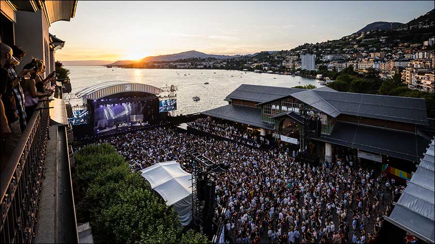 Begeisterte Besucher beim Montreux Jazz Festival 2025. Mit Meyer Sound! (Fotos: Marc Ducrest)