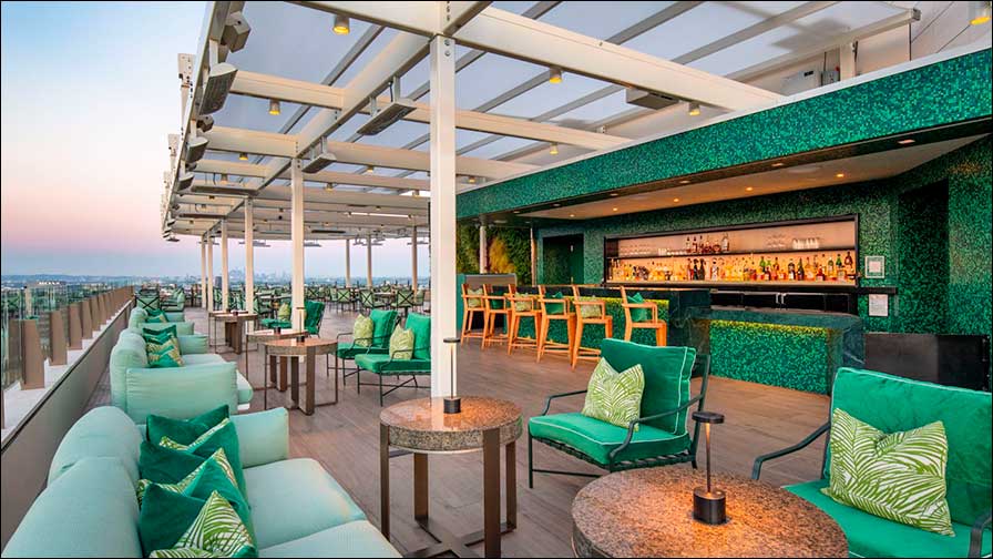 Rooftop Dining im Waldorf Astoria Beverly Hills Hotel wird mit Meyer Sound-System zum Erlebnis.