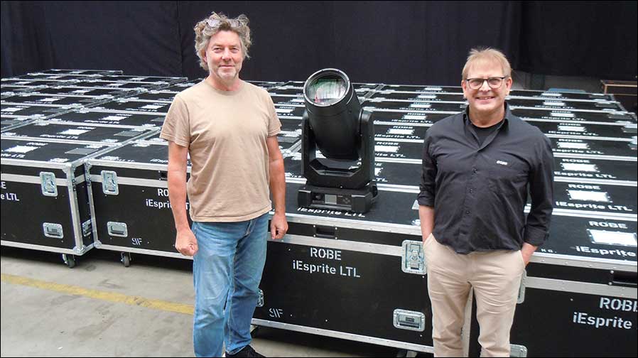 Robe iEsprite LTL bei Satis&fy: Egbert Rothe (links) und Olaf Nehrenheim (Foto: Benjamin Jochlik)