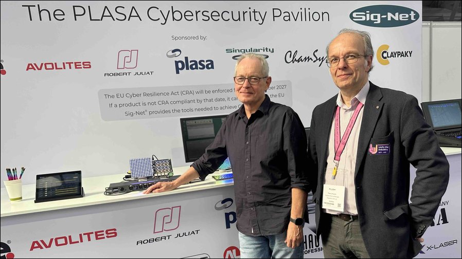 Auf der PLASA: Wayne Howell und Thierry Dupont (Foto: Rober Juliat)