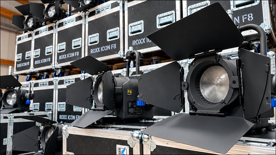 Jetzt bei Kaiser Showtechnik verfügbag: ICON F6 und F8F von ROXX in hoher Stückzahl (Fotos: Kaiser Showtechnik)