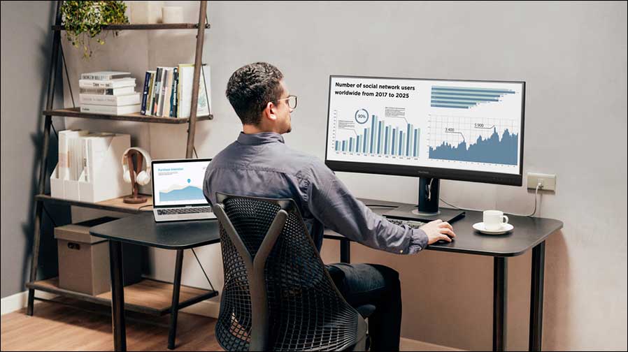 Ideal nicht nur für die Arbeit im Homeoffice: Der neue Curved-Monitor VA3820C von ViewSonic (Foto: ViewSonic).