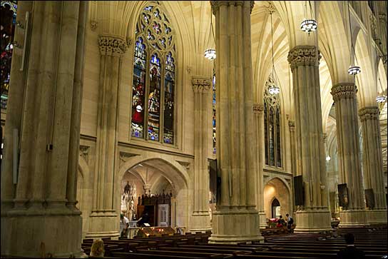 Die St. Patrick's Cathedral in Manhattan zählt zu den meistbesuchten Kirchen der USA