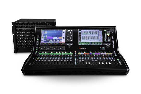 Die neue C Class von Allen & Heath: Drei Mix Racks und drei Pulte.