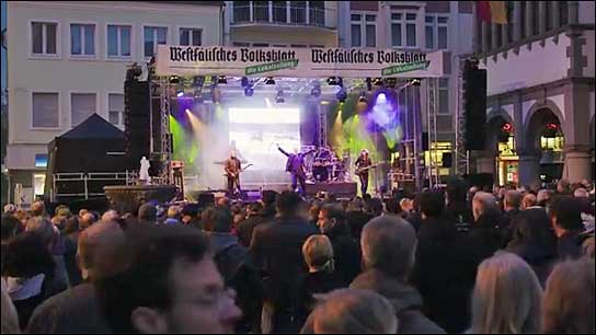 Mit 300.000 Besuchern die zweitgrößte Veranstaltung der Stadt: das Paderborner Frühlingsfest