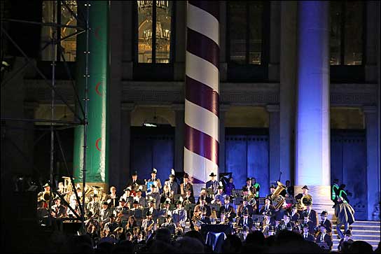 Wagner vs Verdi vor der Bayerischen Staatsoper in München