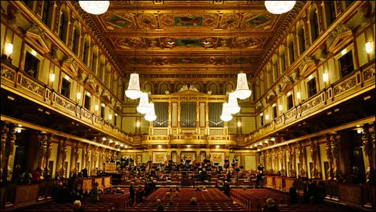 Meyer Sound CAL-Lautsprecher im Goldenen Saal des Musikvereins Wien