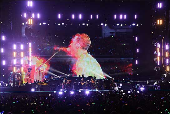 LED-Scheinwerfer von Prolights bestimmten das Licht bei Coldplay