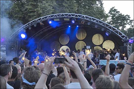 35.000 Besucher waren in diesem Jahr bei "Tanz im Park" in Stuttgart dabei (Foto: Tanz im Park).