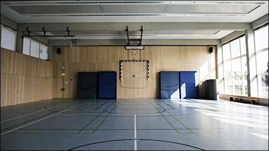 Der Ton kommt von Kling & Freitag: Sporthalle der Leibniz Universität Hannover.