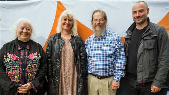 Die Partner: Helen Meyer, Executive Vice President, Meyer Sound; Signe Lopdrup, CEO Roskilde Festival Group; John Meyer, CEO, Meyer Sound; Bertel Baagøe, Head of Production, Roskilde Festival (Foto: Nalle Vikstrom).