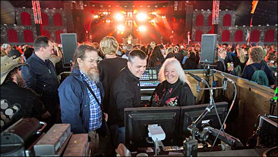 John Meyer, Dennis Tholema, Meyer Sound EU Technical Support; Helen Meyer (Foto: Nalle Vikstrom).