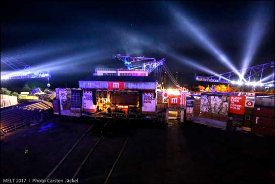 Viel Licht von Robe: Das MELT Festival in Gräfenhainichen 2017 (Fotos: Carsten Jäckel)