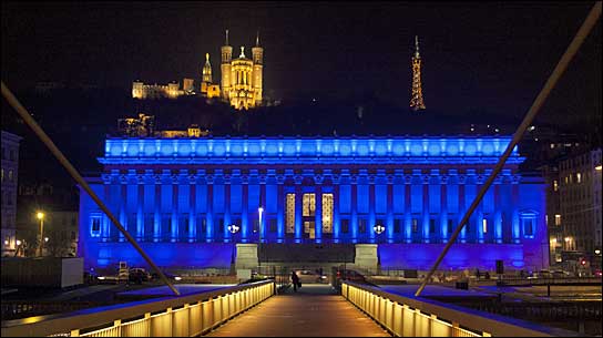 Palais de Justice in Lyon - beleuchtet von Ayrton