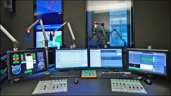 Tonregie bei Radio 24 in der Schweiz