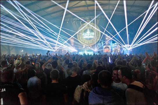 Vier Showlaser-Systeme von RTI beim Lake Festival in der Nähe von Graz sorgten für eine spektakuläre Lasershow