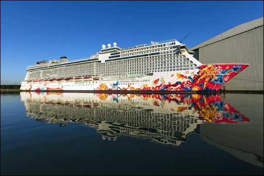 Ein Schiff für China: Die Genting Dream (Foto: Meyer Werft)
