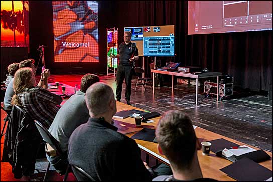 Barco Workshop mit Abbe Westerlundh bei AED (Foto: Thomas Rohwedder)